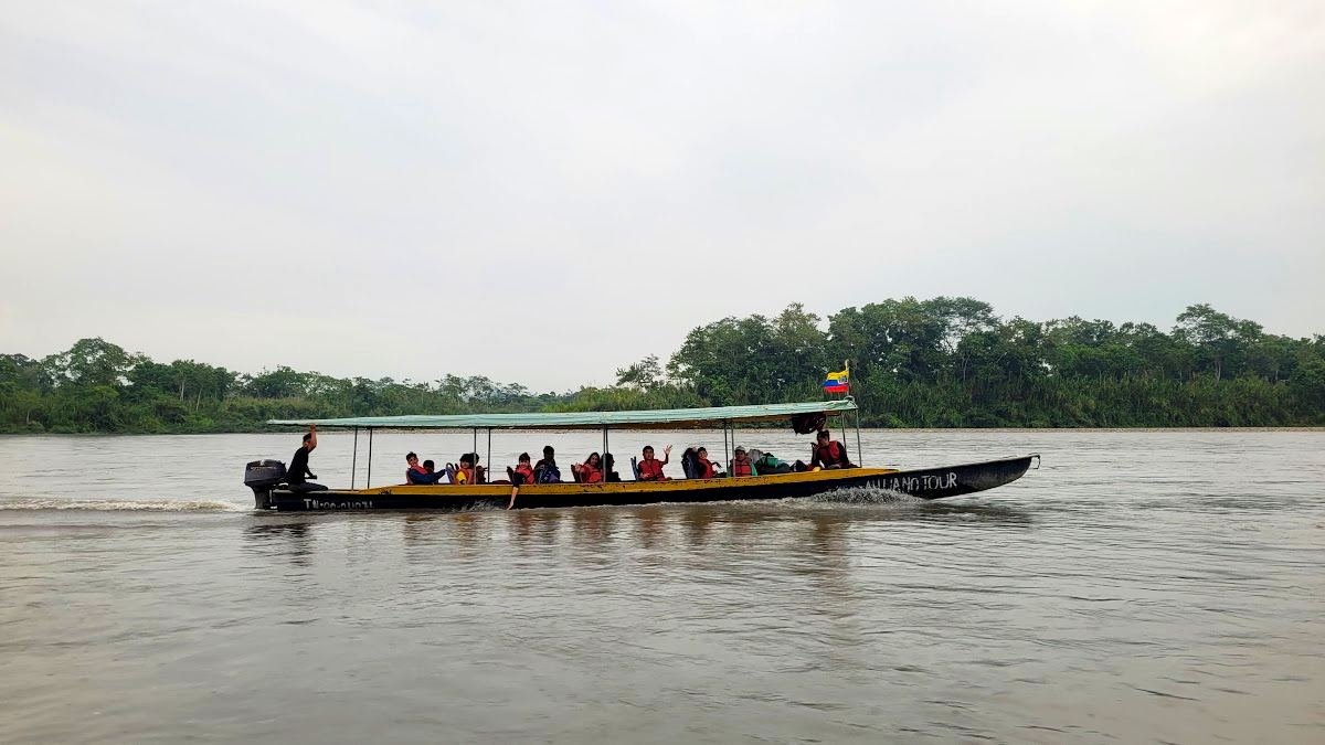 Ahuano. Anaconda Island